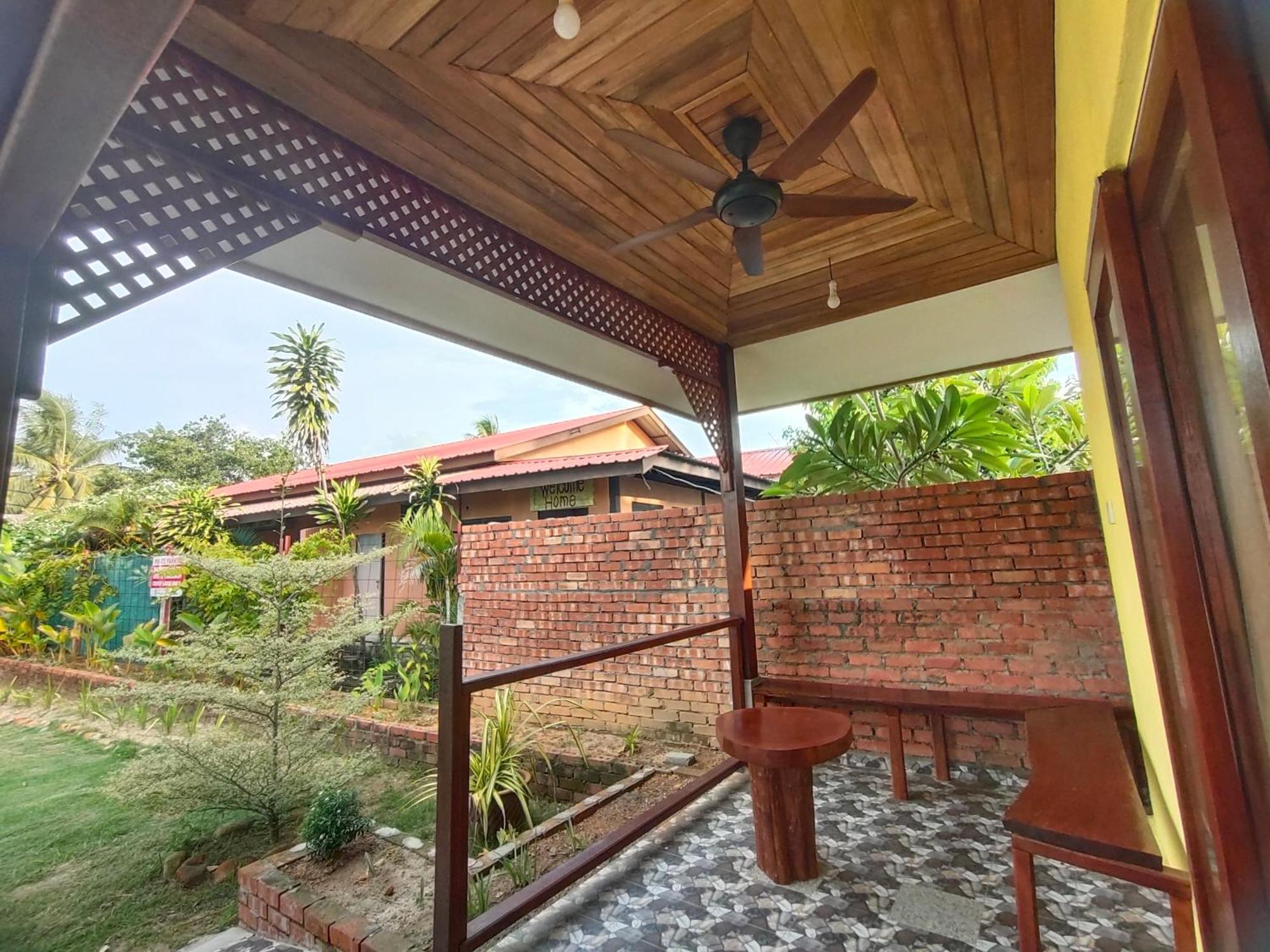 Langkawi Country Lodge2 Pantai Cenang  Exterior photo